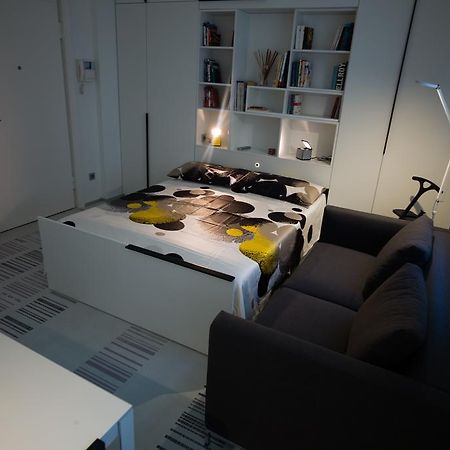 Stylish Mini In The Heart Of Milano Apartment Ruang foto
