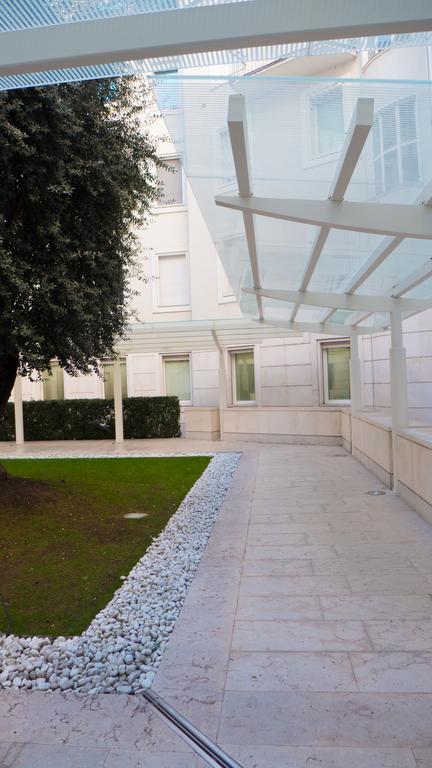 Stylish Mini In The Heart Of Milano Apartment Ruang foto
