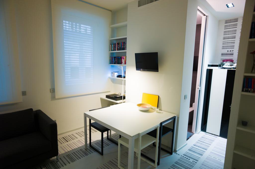 Stylish Mini In The Heart Of Milano Apartment Ruang foto